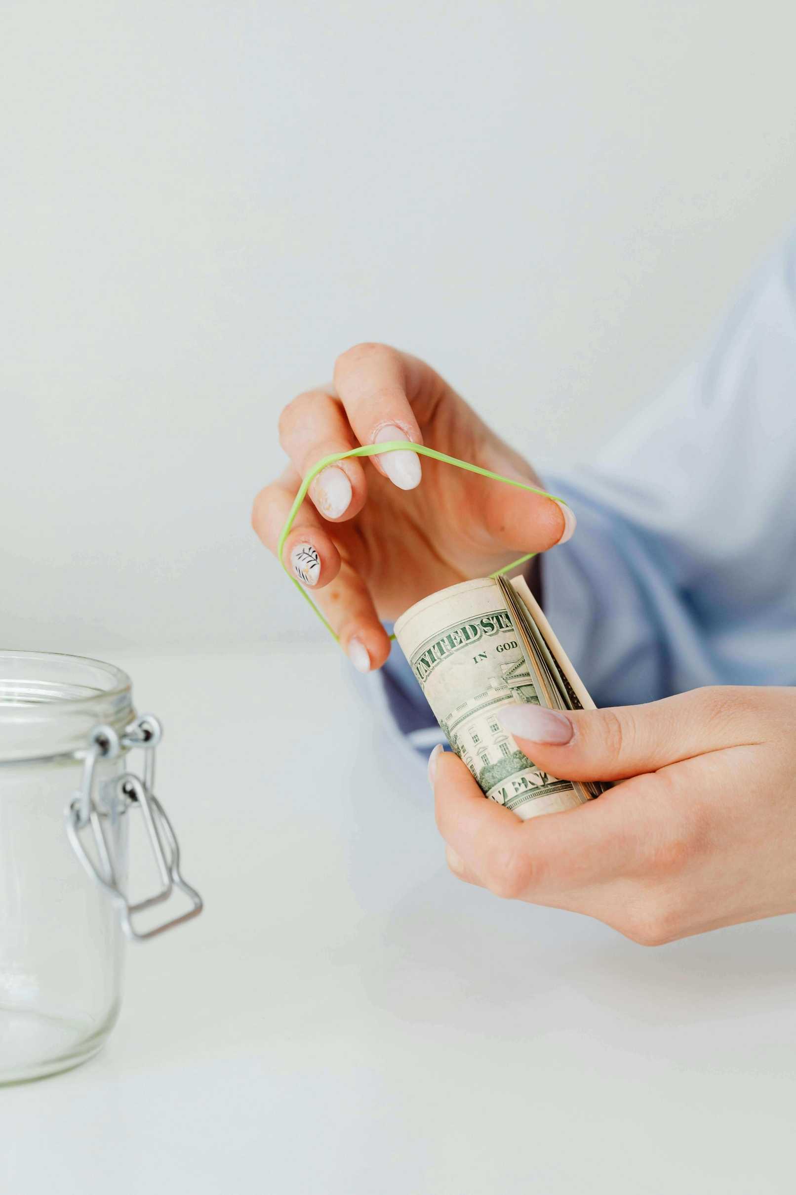 Building savings with free financial calculators
